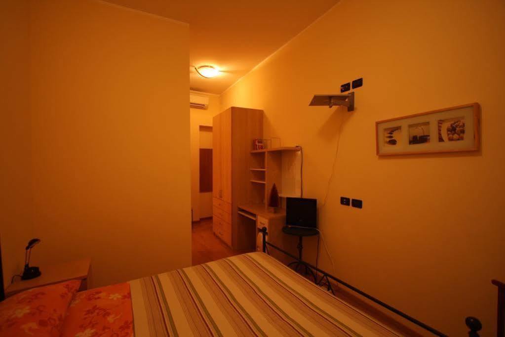 Bed And Breakfast Centrostorico Sarnico Kültér fotó