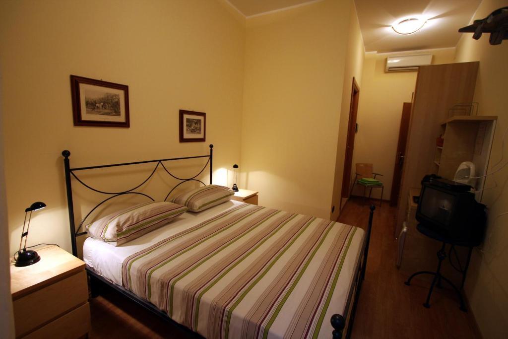 Bed And Breakfast Centrostorico Sarnico Kültér fotó